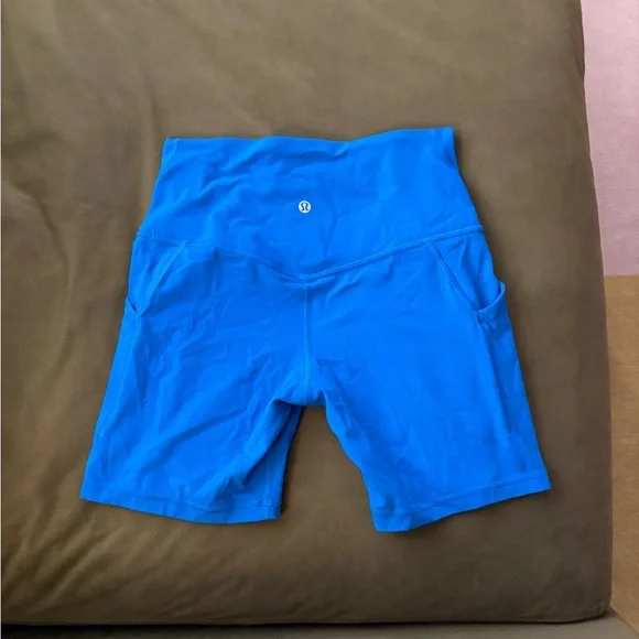 Lulu Pool Blue Align Pocket Shorts - Picture 3 of 4